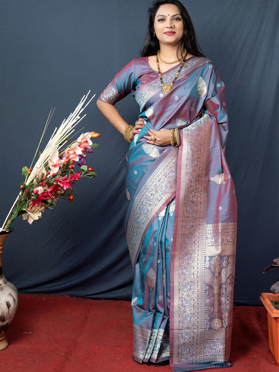Royal Rajgharana Saree Ethnic Motifs Woven Design Zari Banarasi Saree