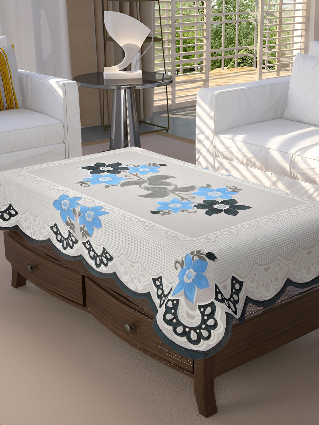 BIGGER FISH Blue and Beige Cotton 4-Seater Table Cover