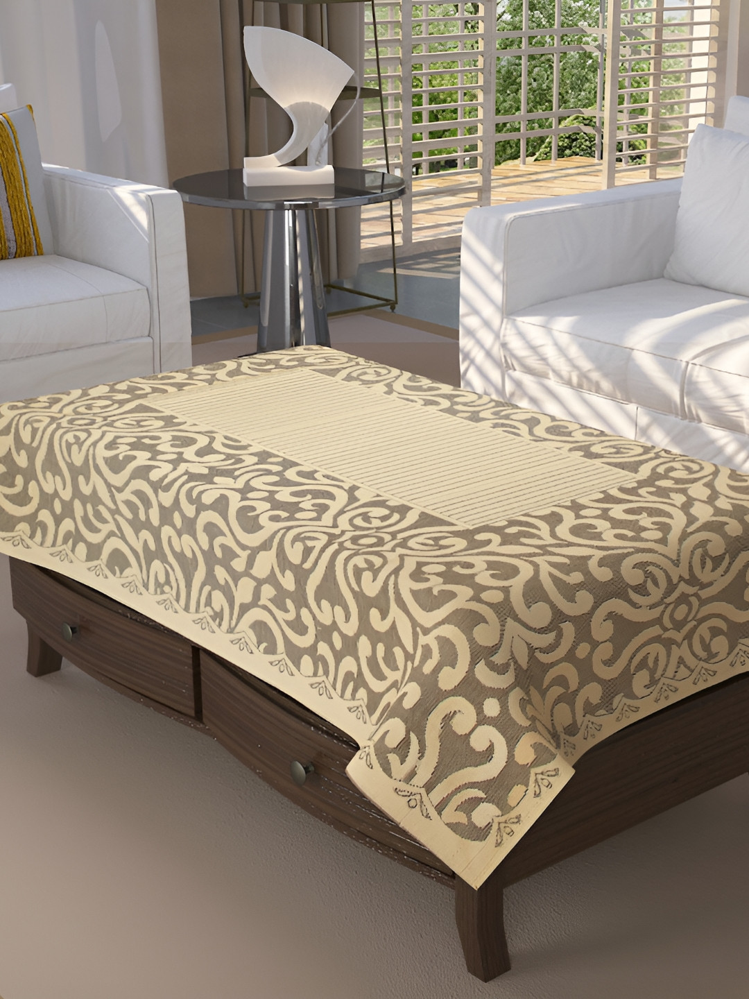 BIGGER FISH Gold-Toned Cotton 4-Seater Table Cover