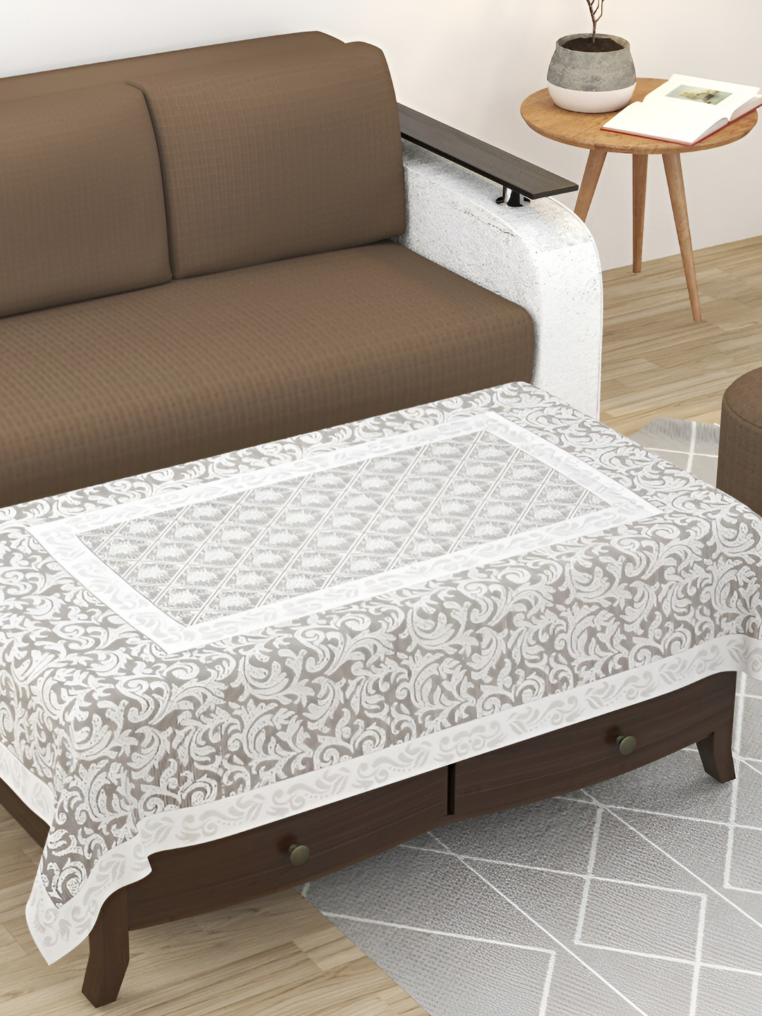 BIGGER FISH Grey & White Ethnic Motifs Print Rectangular Silk 4-Seater Table Cover