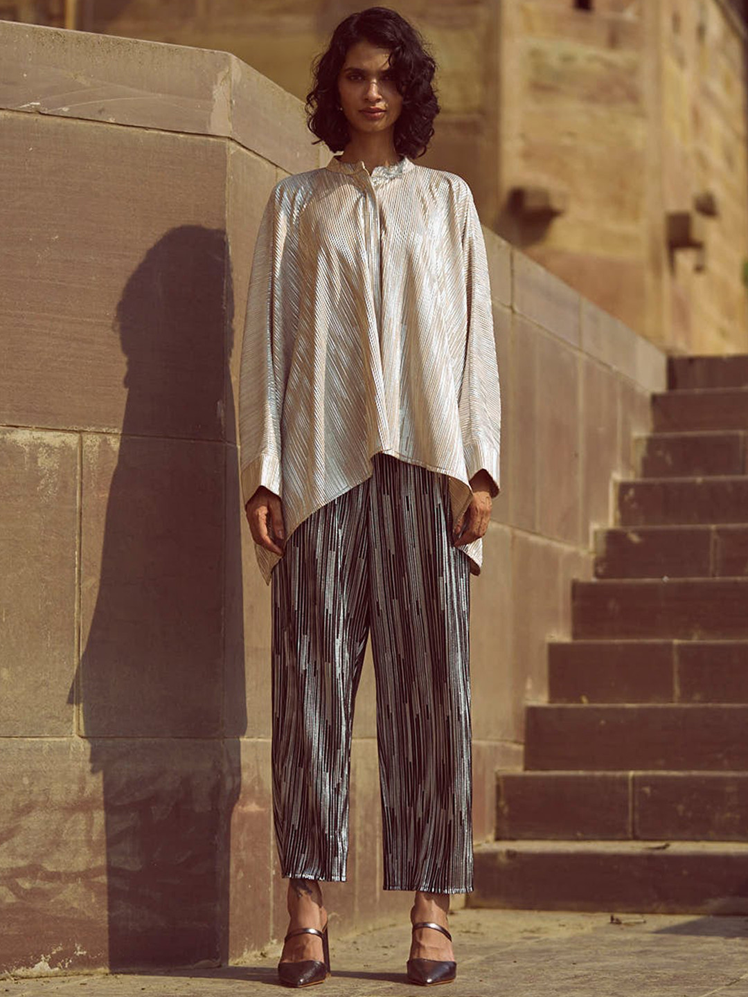 Dash and Dot Women Relaxed Flared High-Rise Parallel Trouser