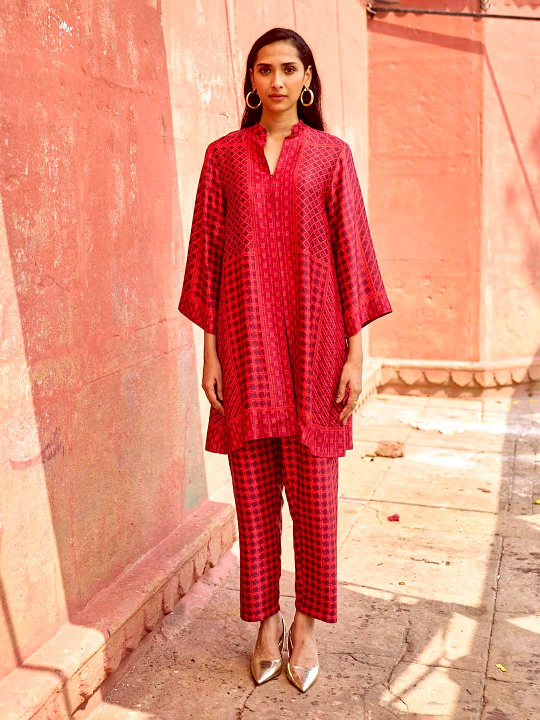 Dash and Dot Geometric Printed Mandarin Collar Top