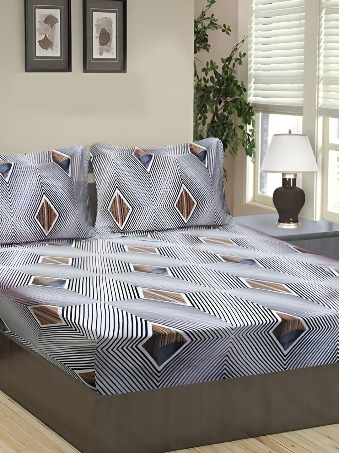 Innovative Edge White Abstract Cotton 160 TC Fitted King Fine Bedsheet with 2 Pillow Covers-182 x 198 x 15 cm