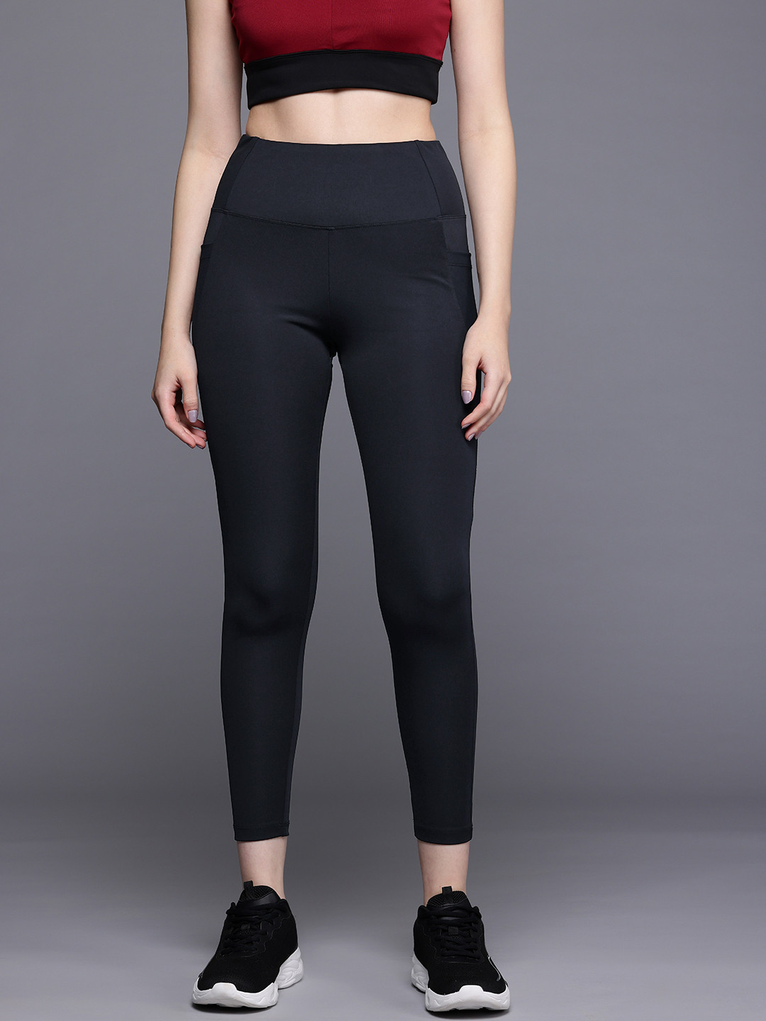 HRX by Hrithik Roshan Women Solid Running Cut And Sew Leggings