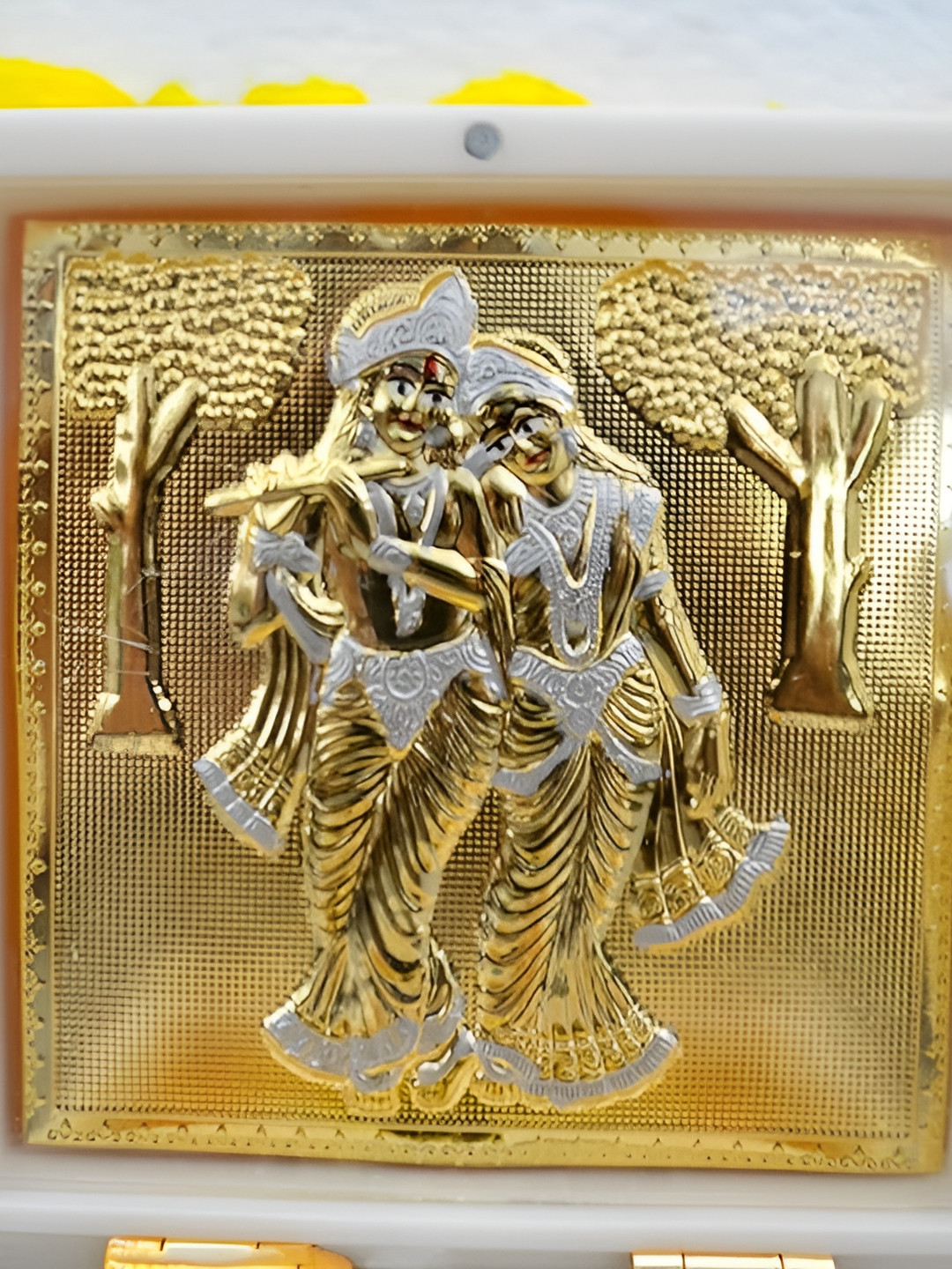 CraftVatika Radhe Shyam Gold Brass Metallic Prayer Room Medium Showpiece - 1.5 Inches