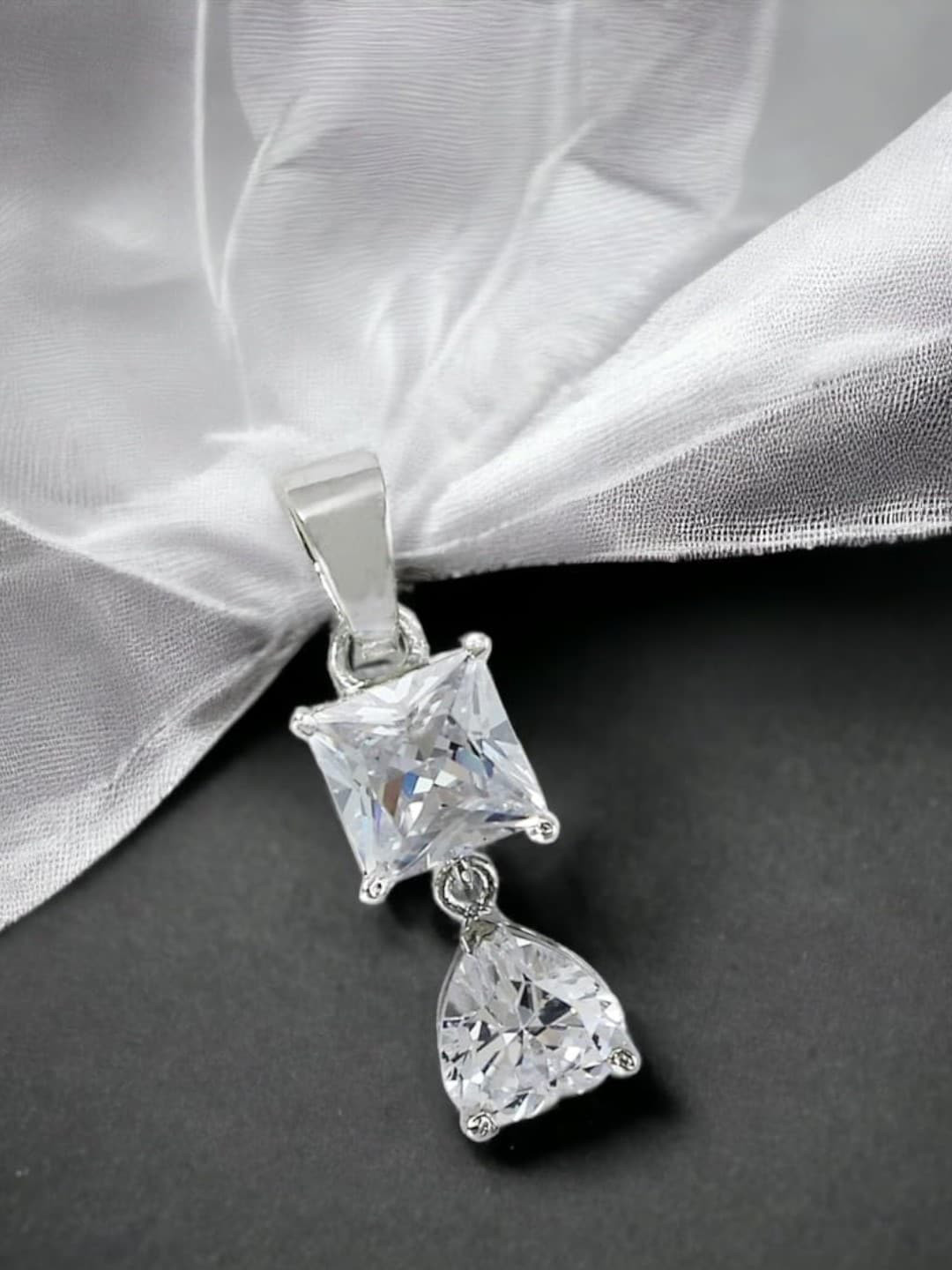 Taraash 925 Sterling Silver Geometric Silver-Plated Pendant