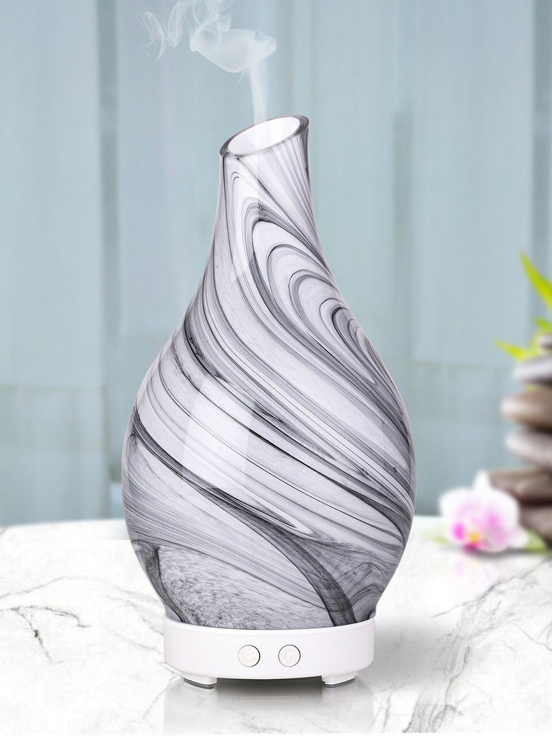 IRIS CELESTE Black & White Ultrasonic 7-Colour Changing LED Lights Aroma Oil Diffuser