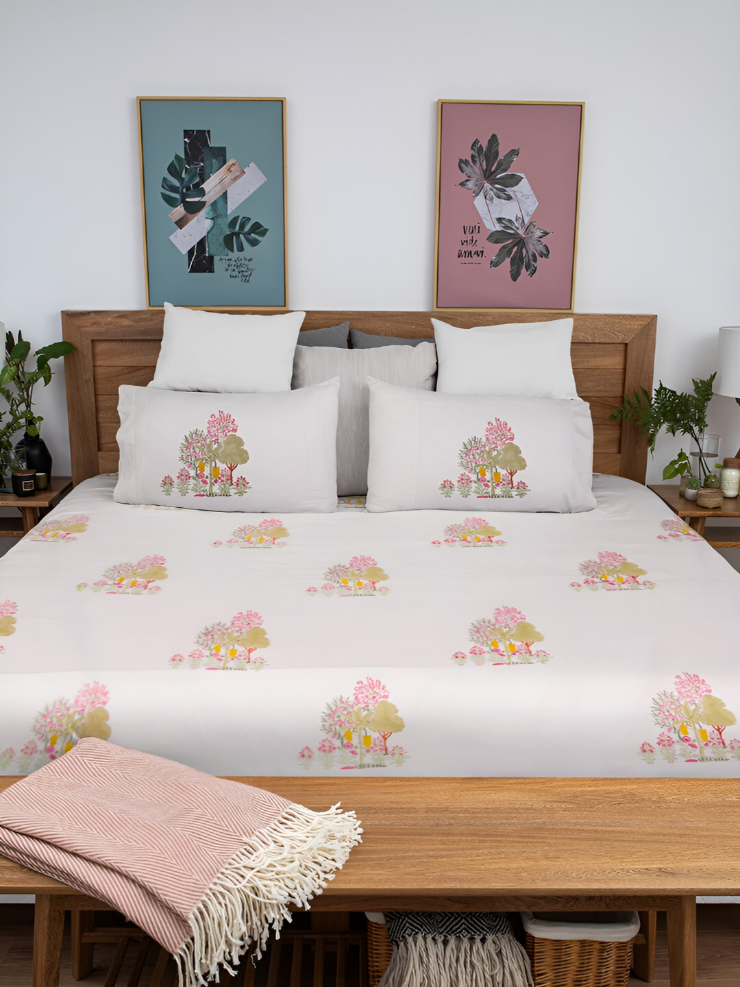 Baarno Premium Percale White Ethnic Motifs Cotton 220 TC King Fine Bedsheet with 2 Pillow Covers-59 x 87 inches