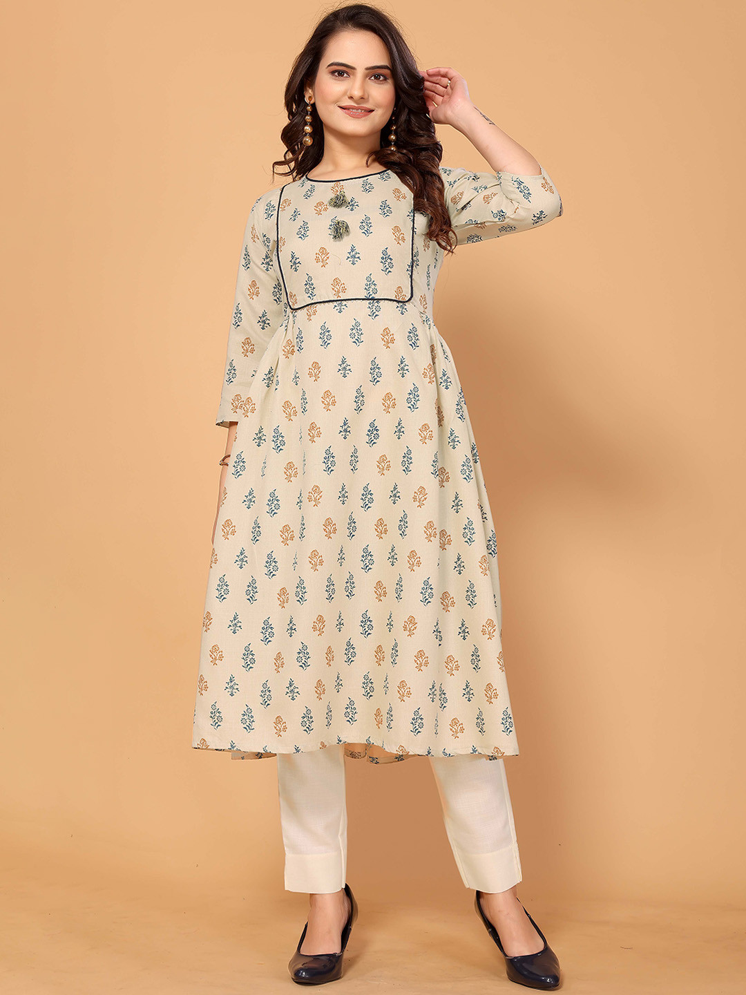 ODD BY chansi TRENDZ Ethnic Motifs Yoke Design Empire Kurta with Trousers