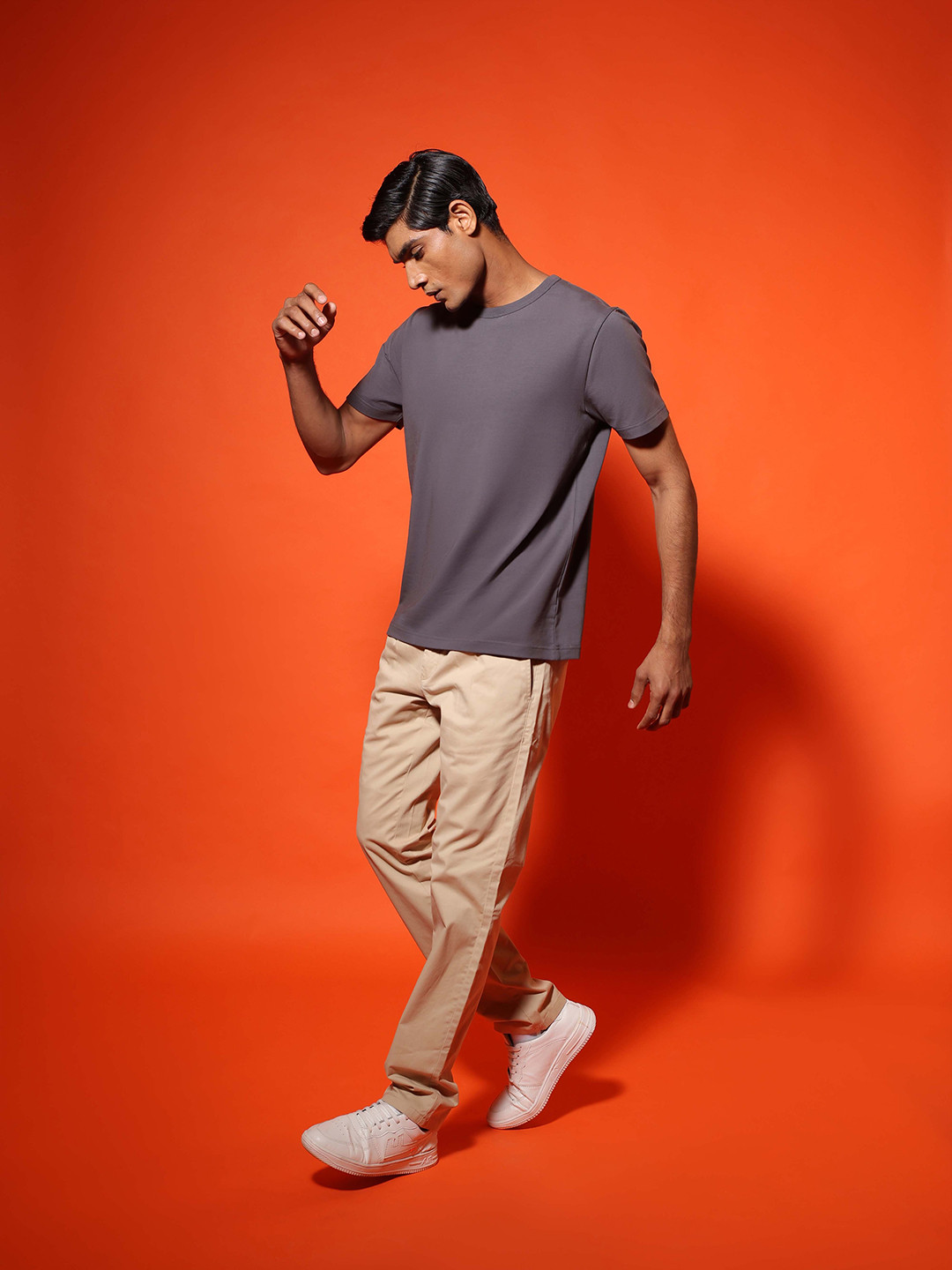 SUBTRACT Round Neck 4-Way Stretch T-shirt