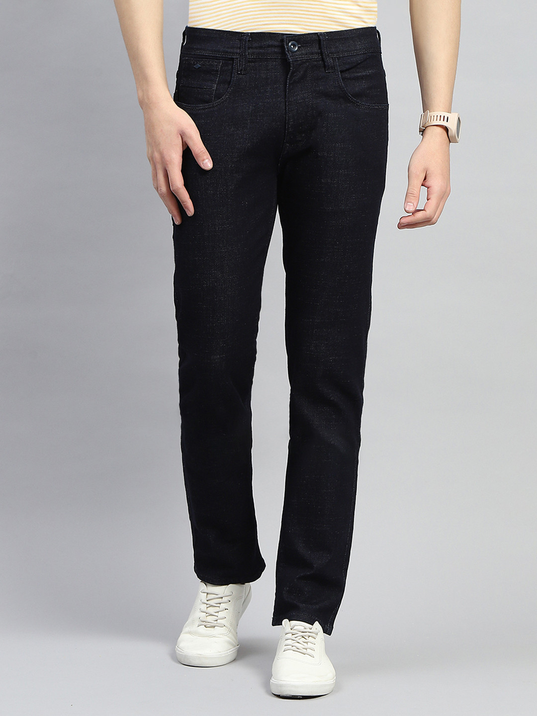 Monte Carlo Men Narrow Slim Fit Mid Rise Clean Look Heavy Fade Jeans