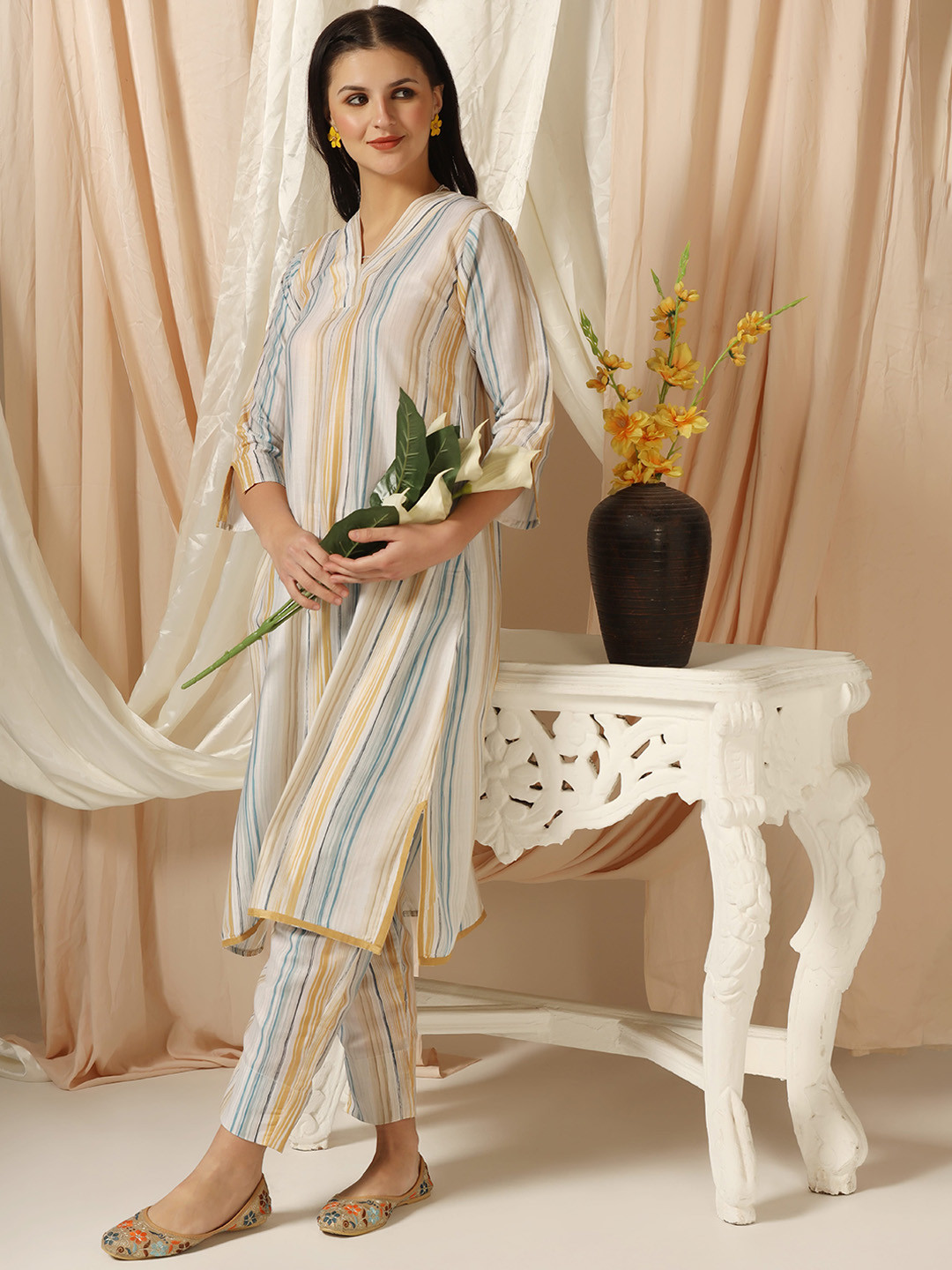 SHADES OF FAASHION Striped V-Neck Round Neck Three-Quarter Sleeves Pure Cotton Kurta with Trousers