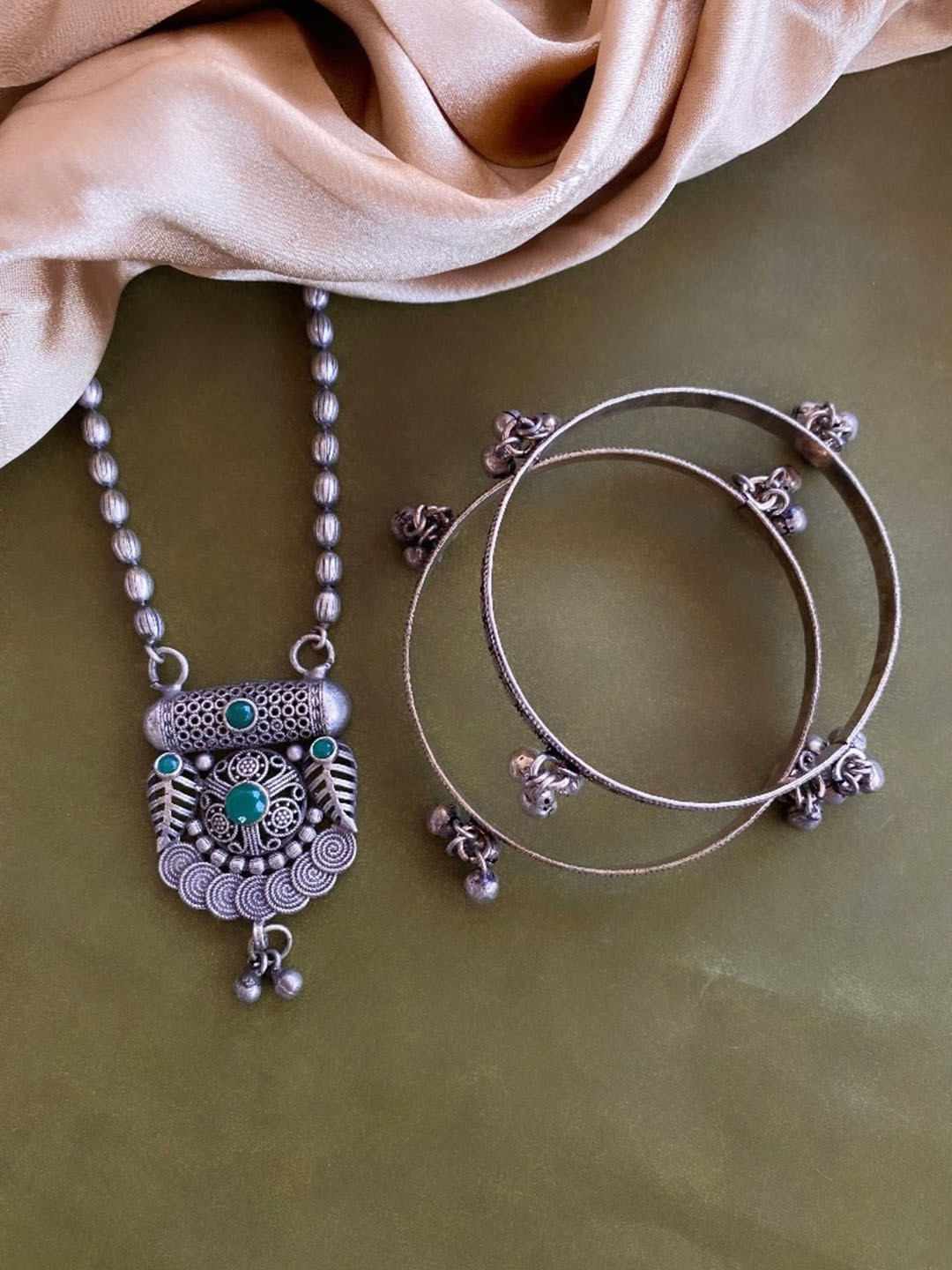 ATIBELLE German Silver-Plated Stone-Studded Floral Shaped Bangle & Necklace