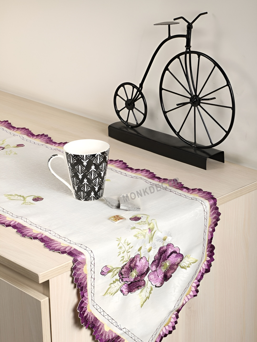 MONKDECOR Purple Embroidered Table Runners