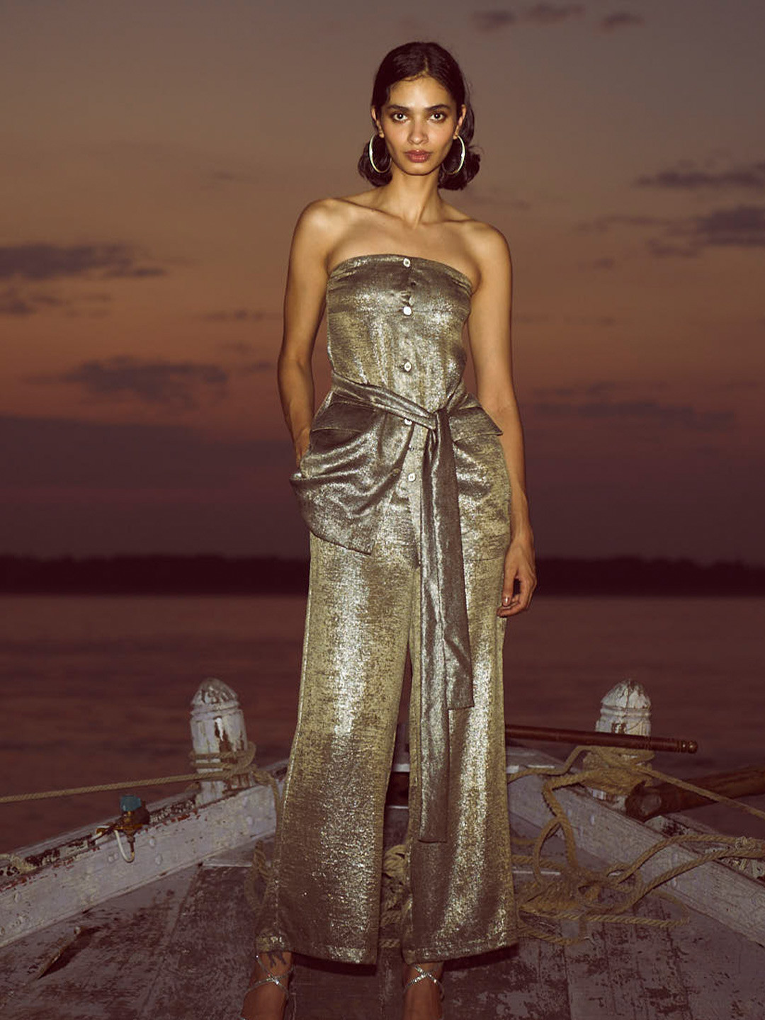 Dash and Dot Strapless Sleeveless Sheen Tube Top