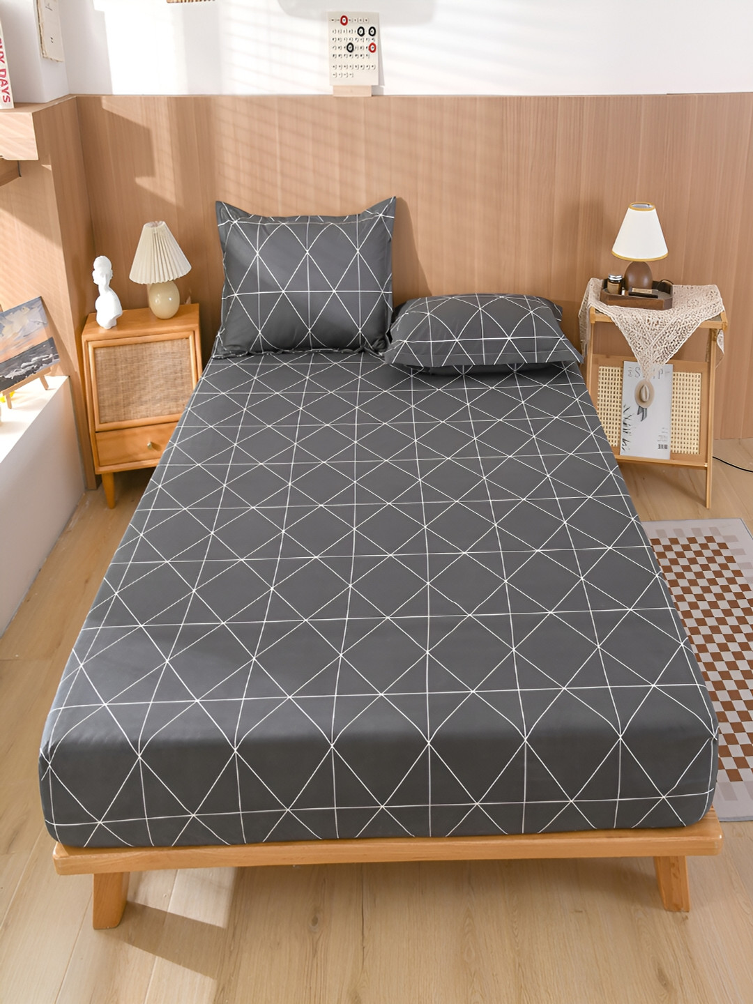 JC HOME Grey Geometric Polycotton 150 TC Fitted Queen Bedsheet with 2 Pillow Covers-150 x 200 cm