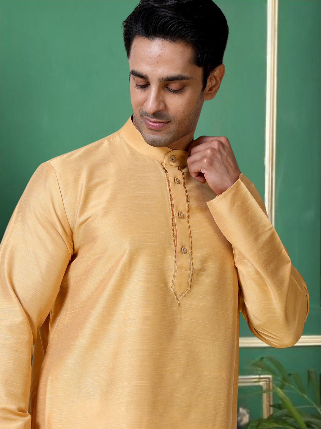 TATTVA Thread Work Mandarin Collar Straight Kurta