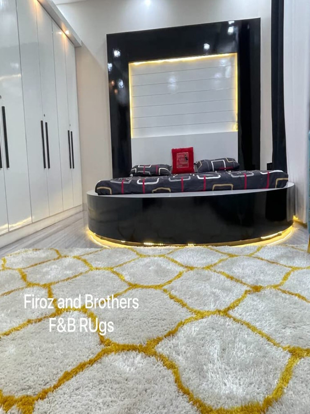 F & B RUGS Yellow & White Geometric Anti Skid Shaggy Carpet