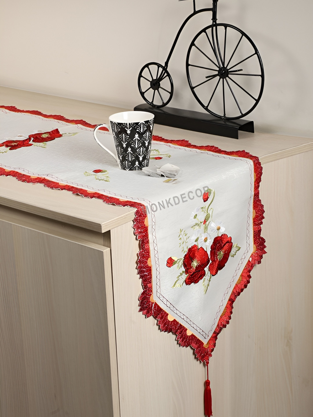 TANLOOMS Red Embroidered Table Runners