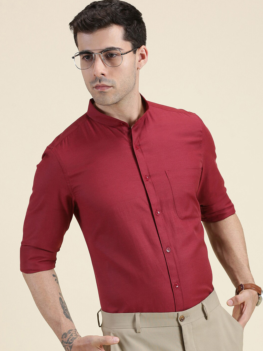 encore by INVICTUS Red Original Slim Fit Band Collar Casual Shirt
