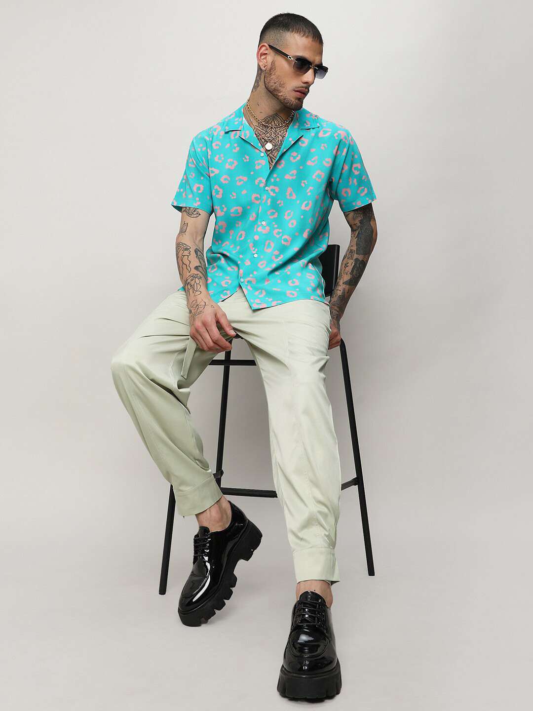 Campus Sutra Blue Animal Printed Cuban Collar Casual Shirt