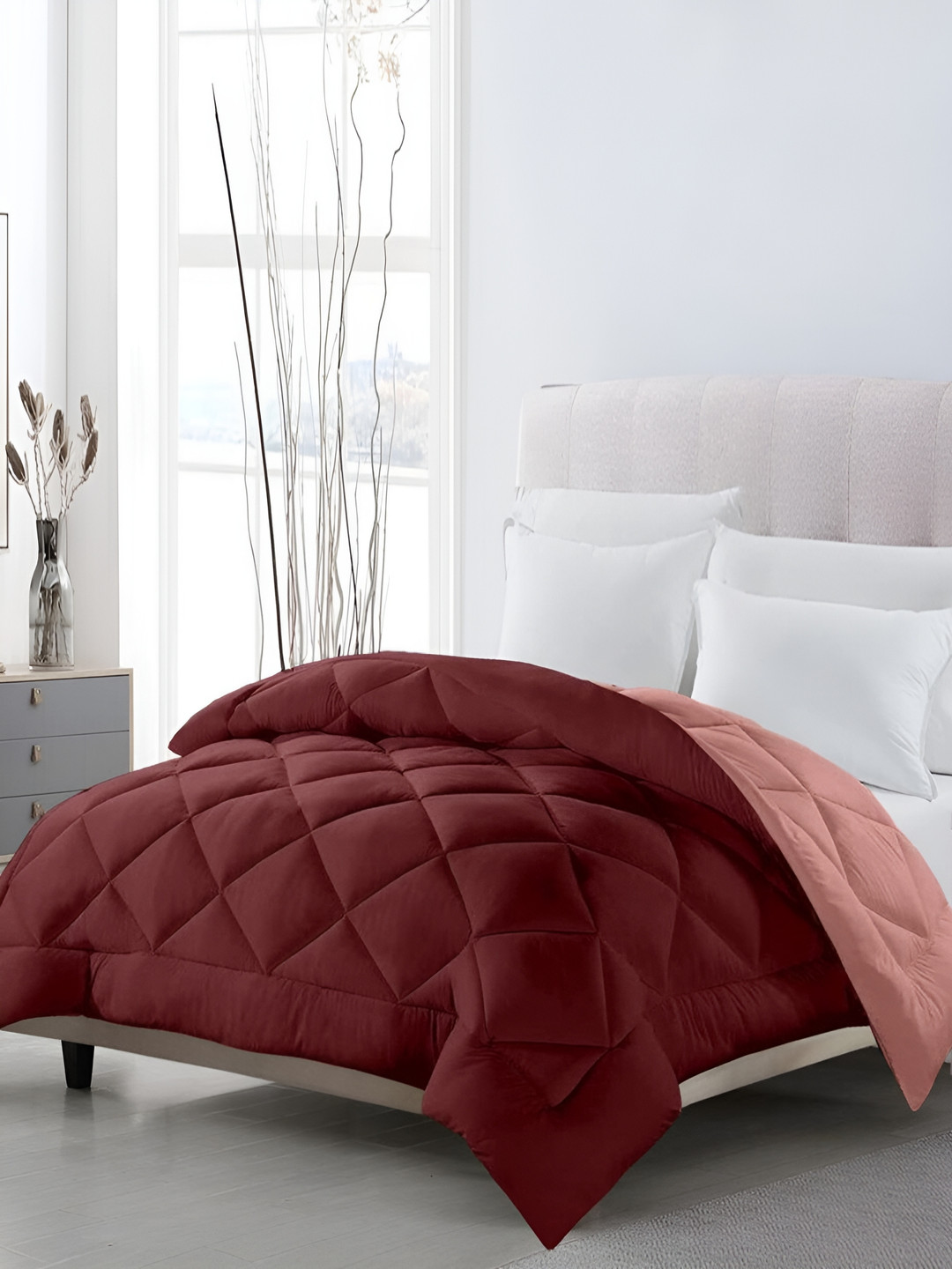 Comfowell Peach-Coloured & Burgundy Geometric Heavy Winter 233 GSM Double Bed Quilt