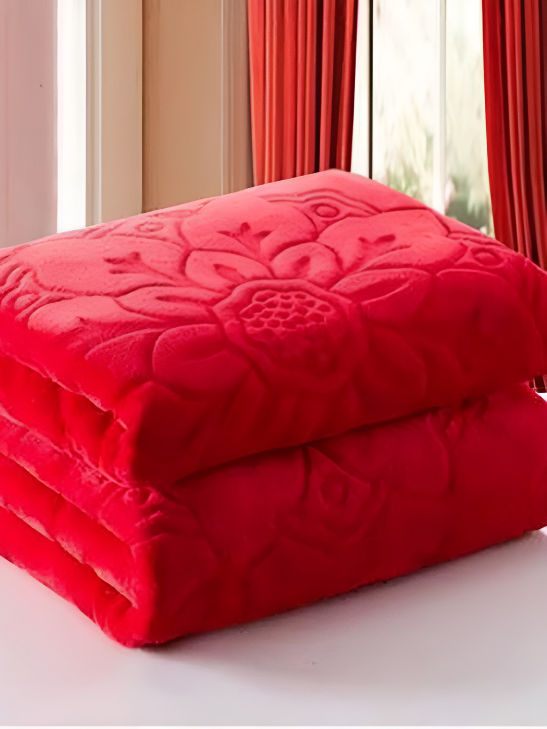 Comfowell Red Floral AC Room 400 GSM Double Bed Blanket