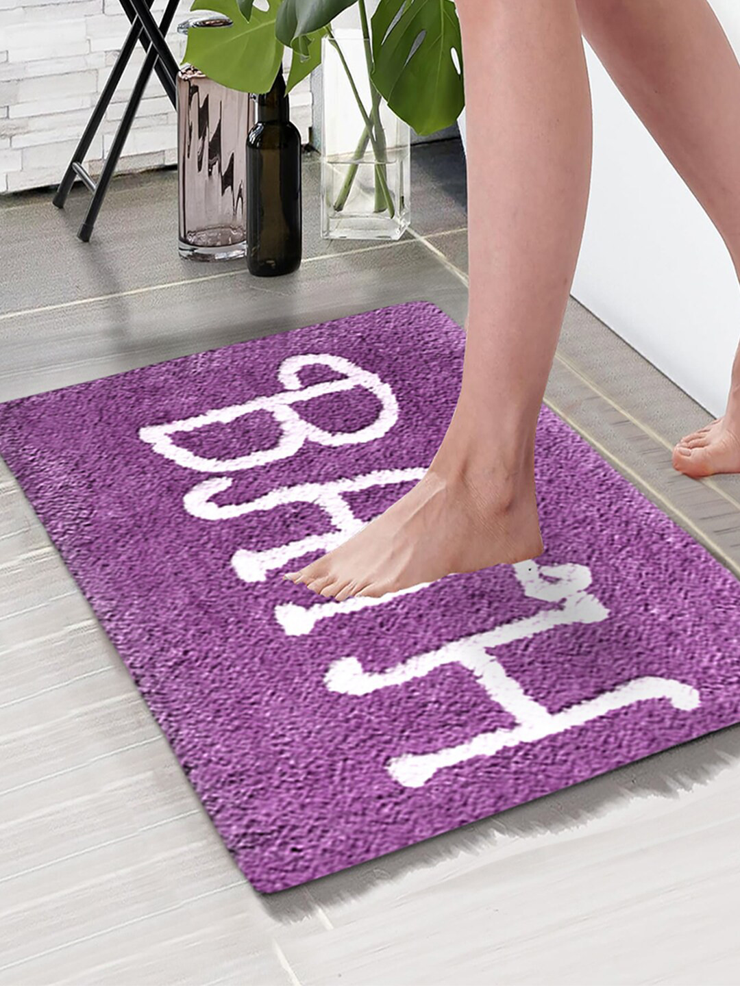 Aura Purple & White Bath Printed Anti-Skid 1850 GSM Bath Rug