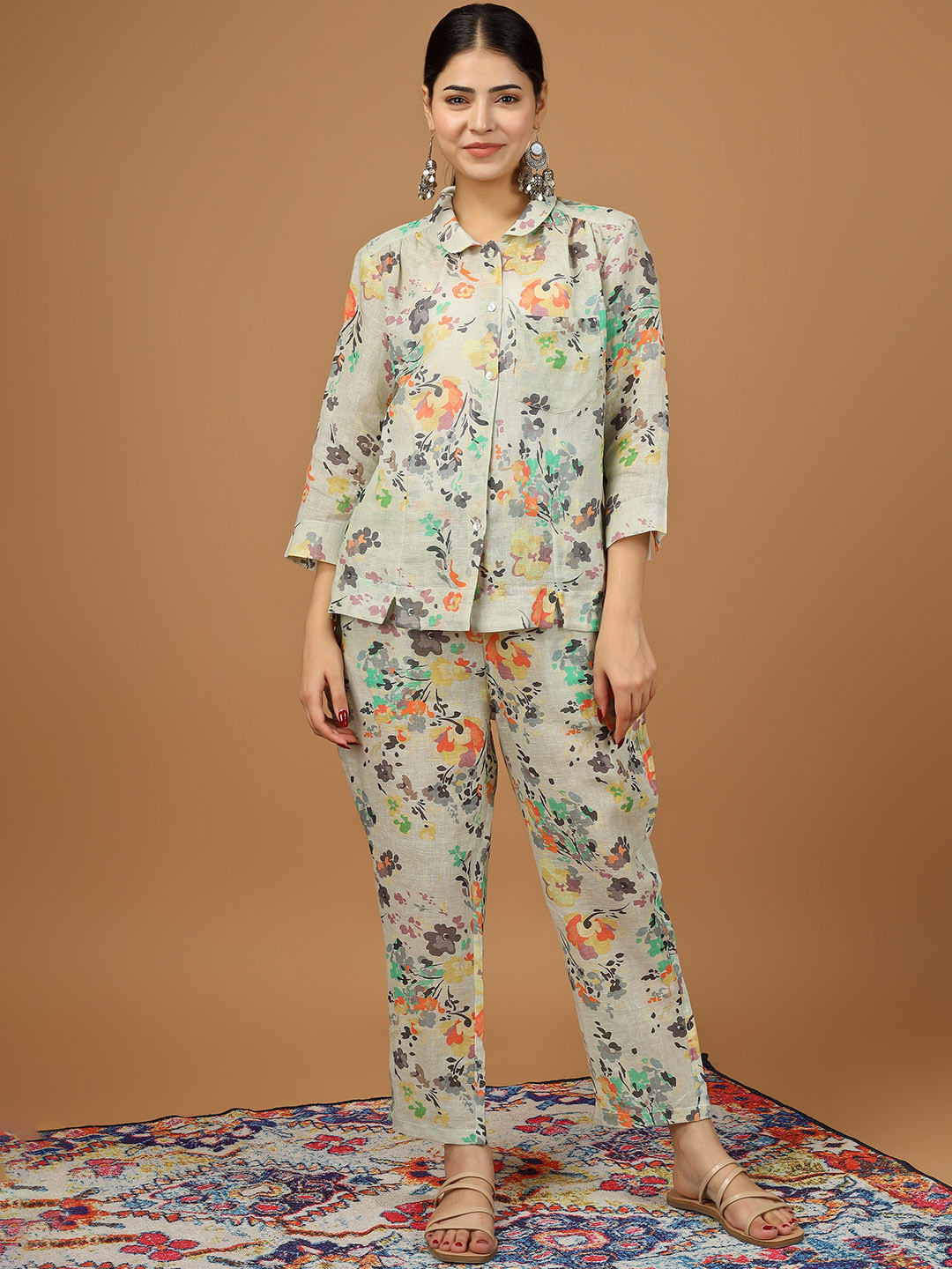 HUE & HIDE Floral Printed Linen Shirt Collar Shirt & Trouser