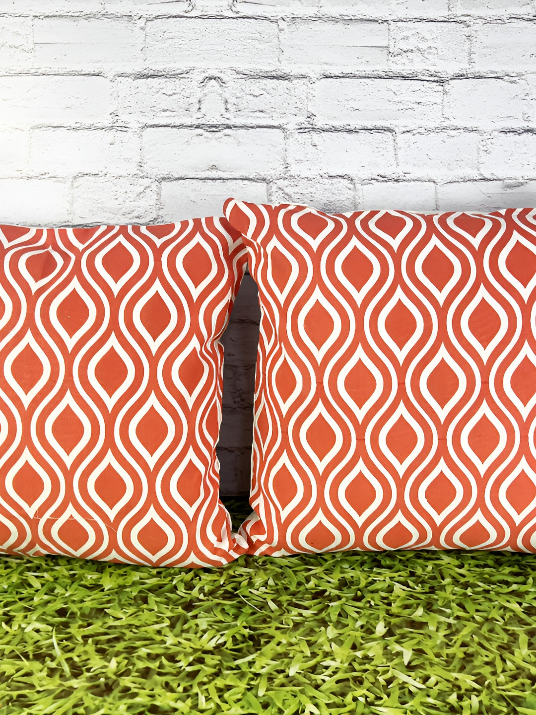 Pink Parrot Printed Geometric Polyester Washable 2 Pcs Square Cushion Covers - 16x16In