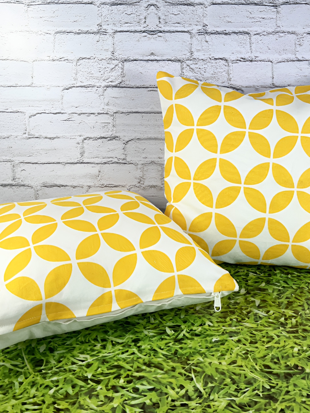 Pink Parrot White & Yellow 2 Pieces Geometric Printed Square Cushion Covers