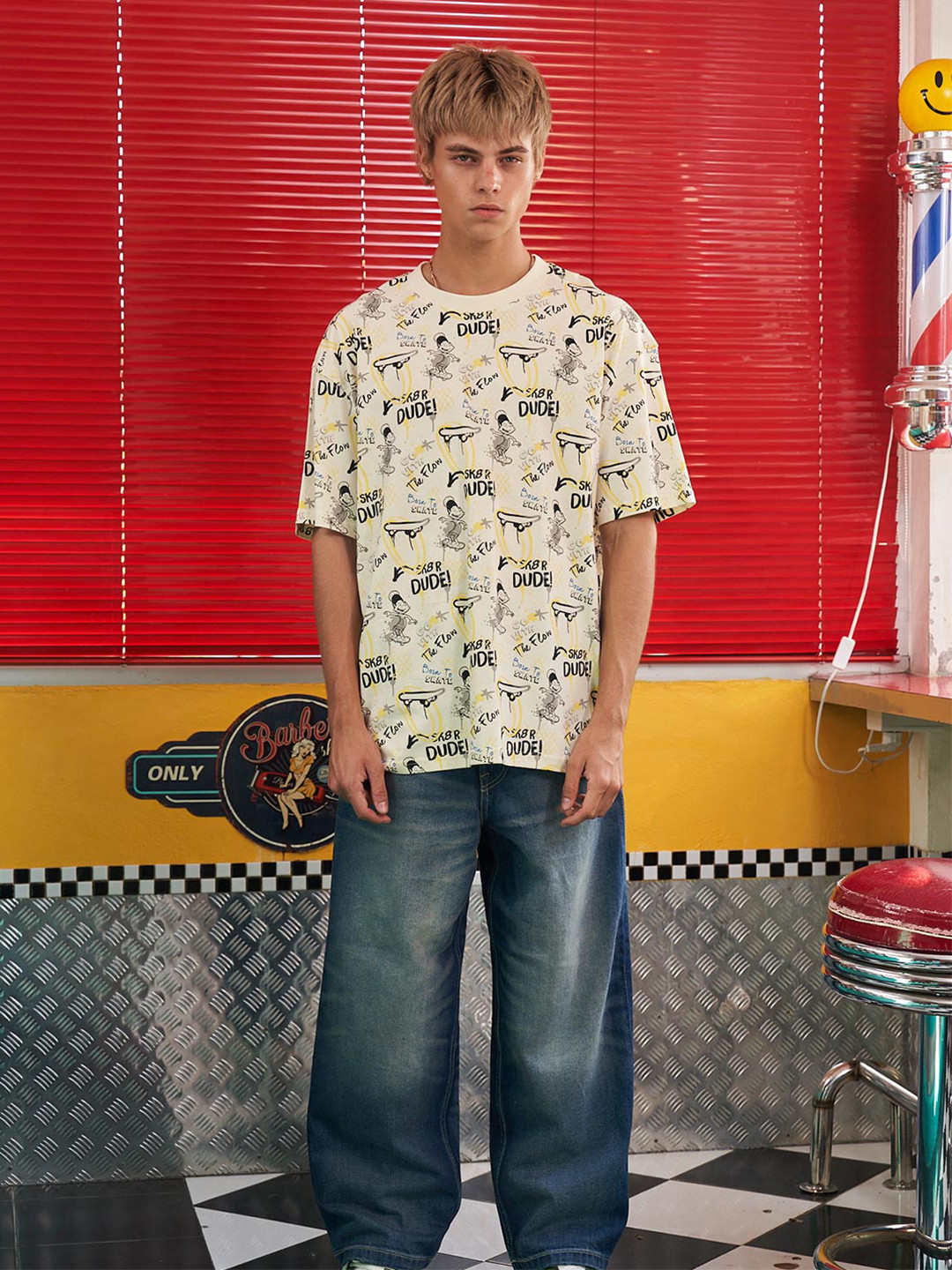 Bonkers Corner Humour and Comic Printed Oversized T-Shirt