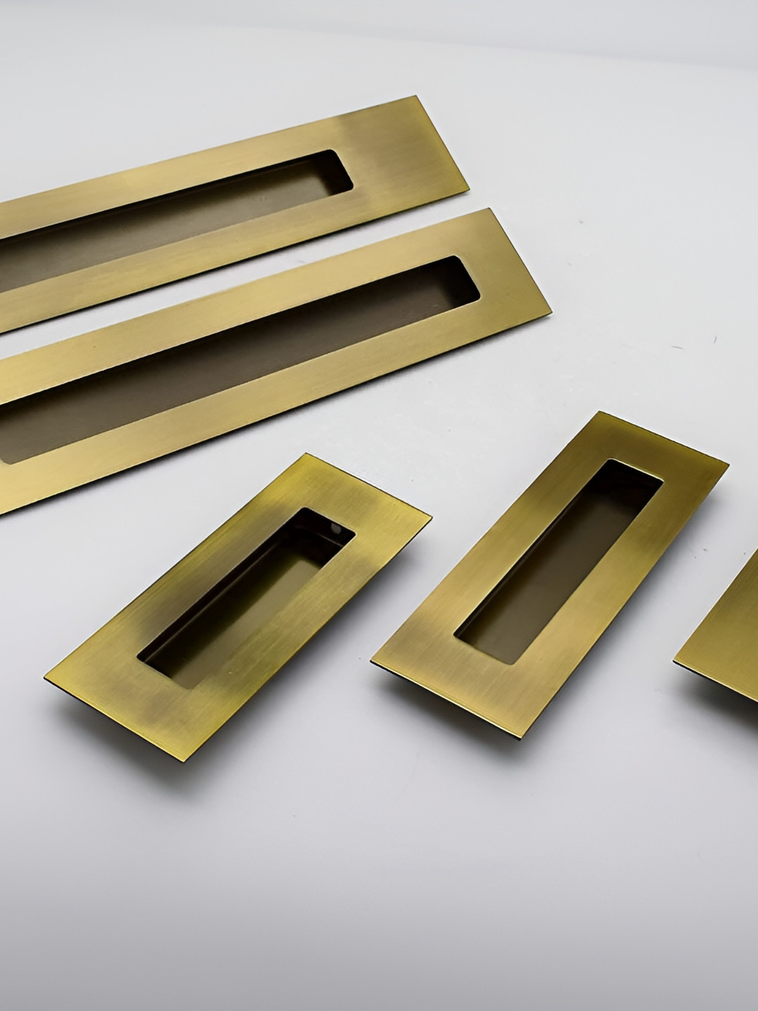 Rab Gold-Toned Glossy Finish Drawer Handle