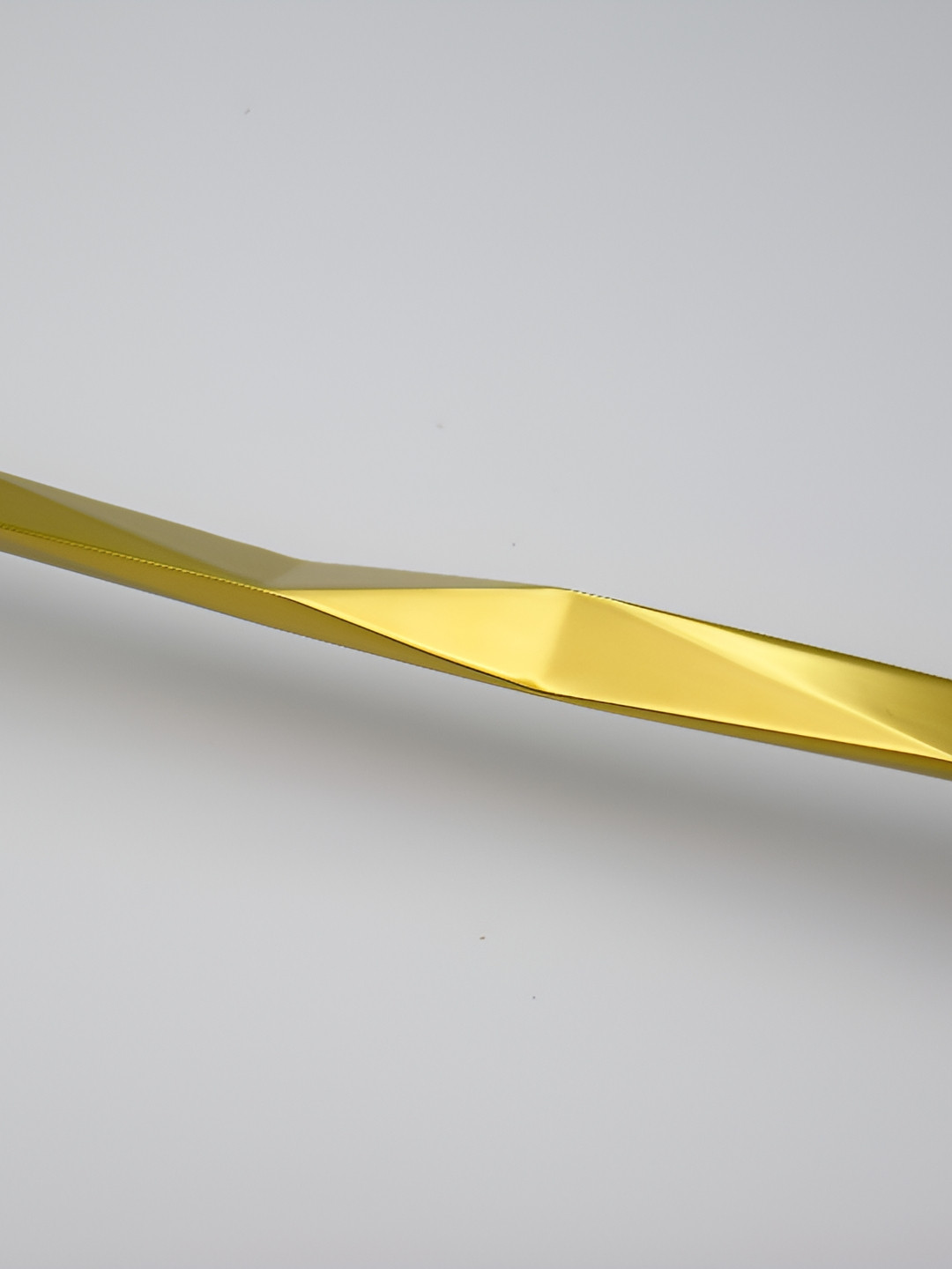 Rab Glossy Finish Drawer Handle
