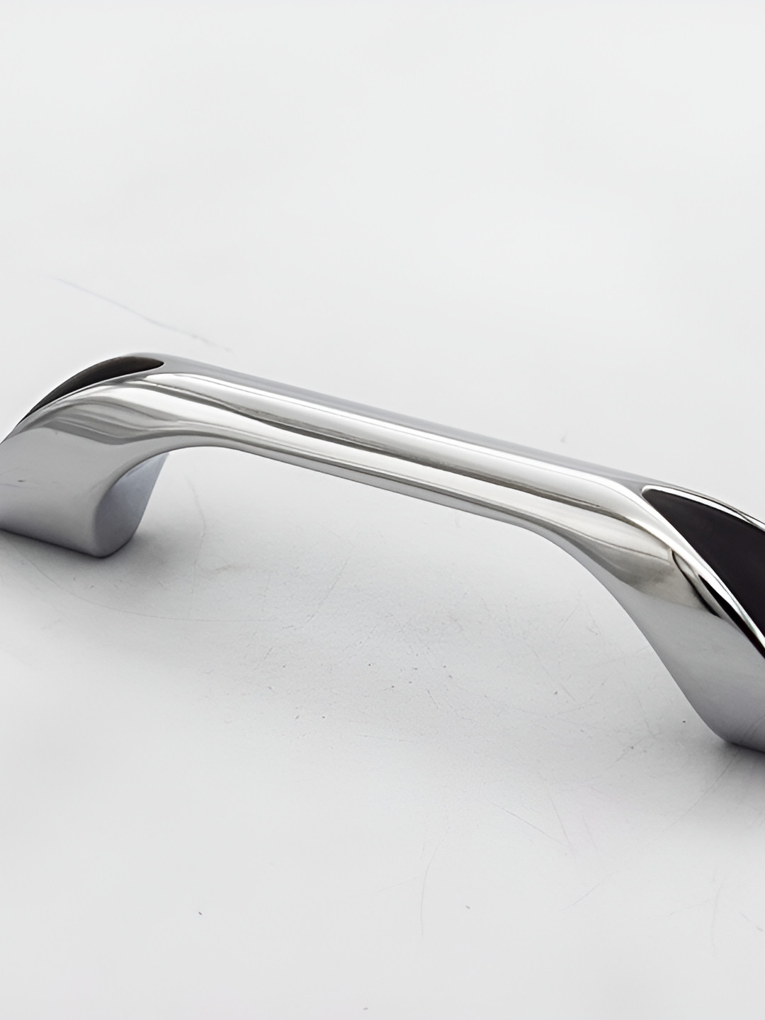 Rab Silver Toned Glossy Finish Drawer Handle