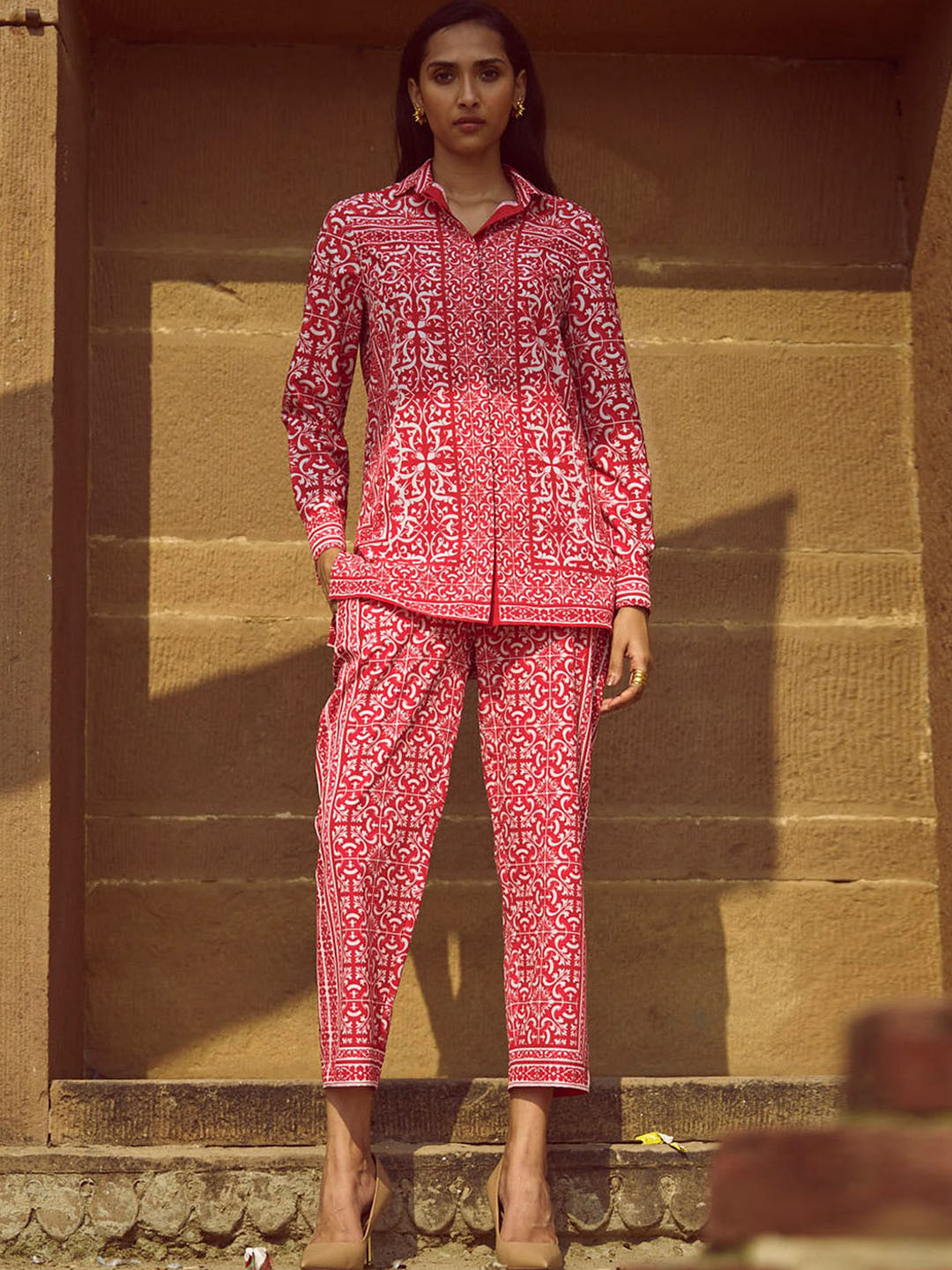 Dash and Dot Baroque Porcelain Printed Long Sleeves Shirt With Trousers