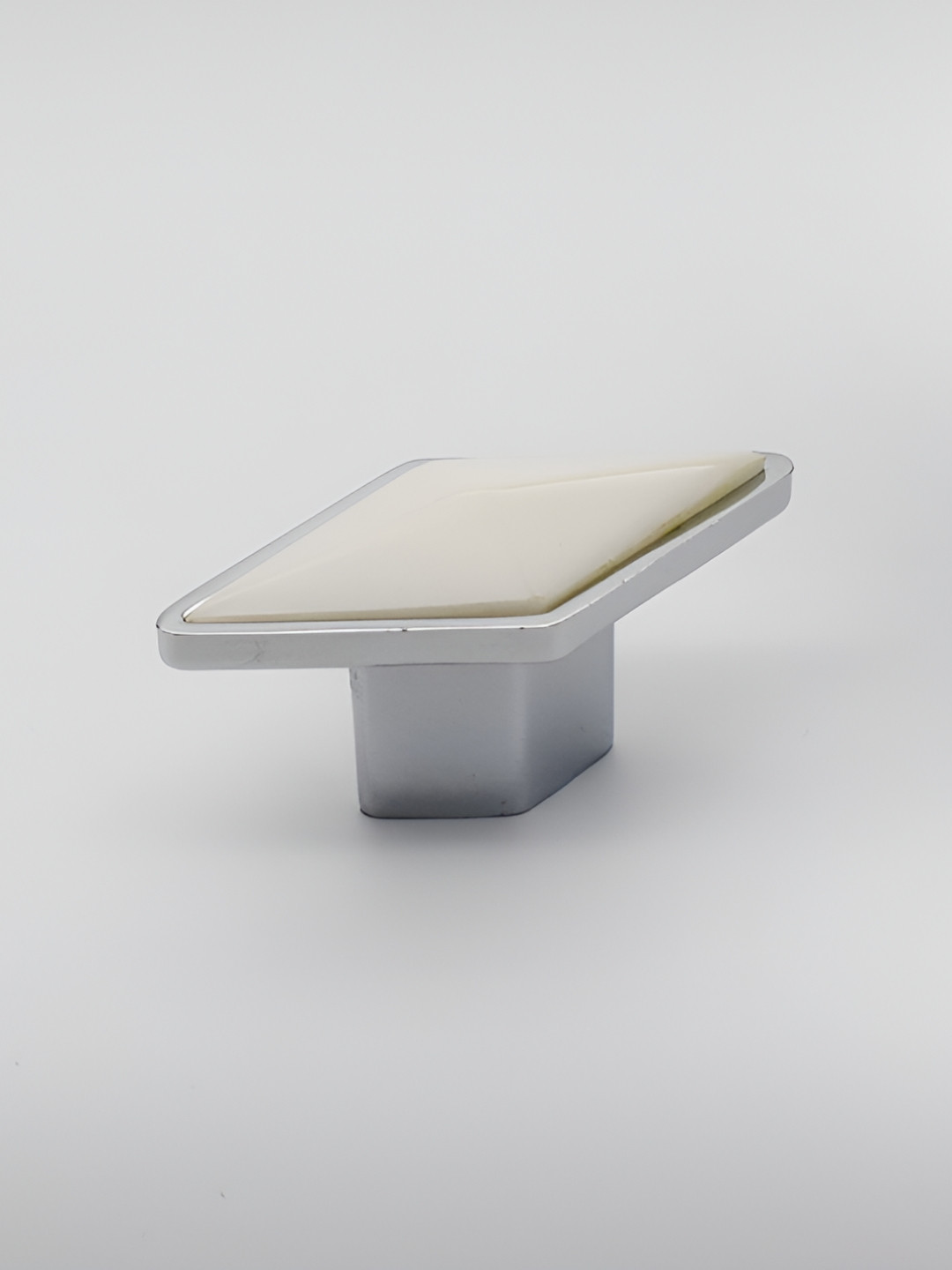 Rab Silver-Toned Iron Glossy Finish Anti-Tarnish Drawer Handle