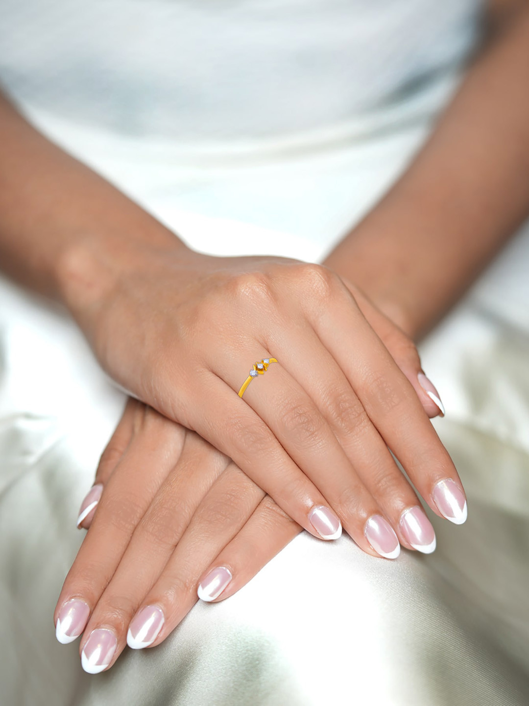 BHIMA Jewels 18K Hallmark 750 Purity Yellow Gold Three Stone Diamond Ring