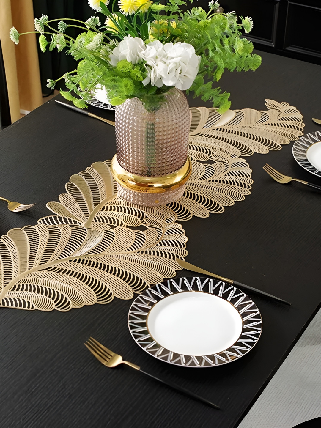 MONKDECOR Gold Toned Cutwork Leaf Shaped Table Runner