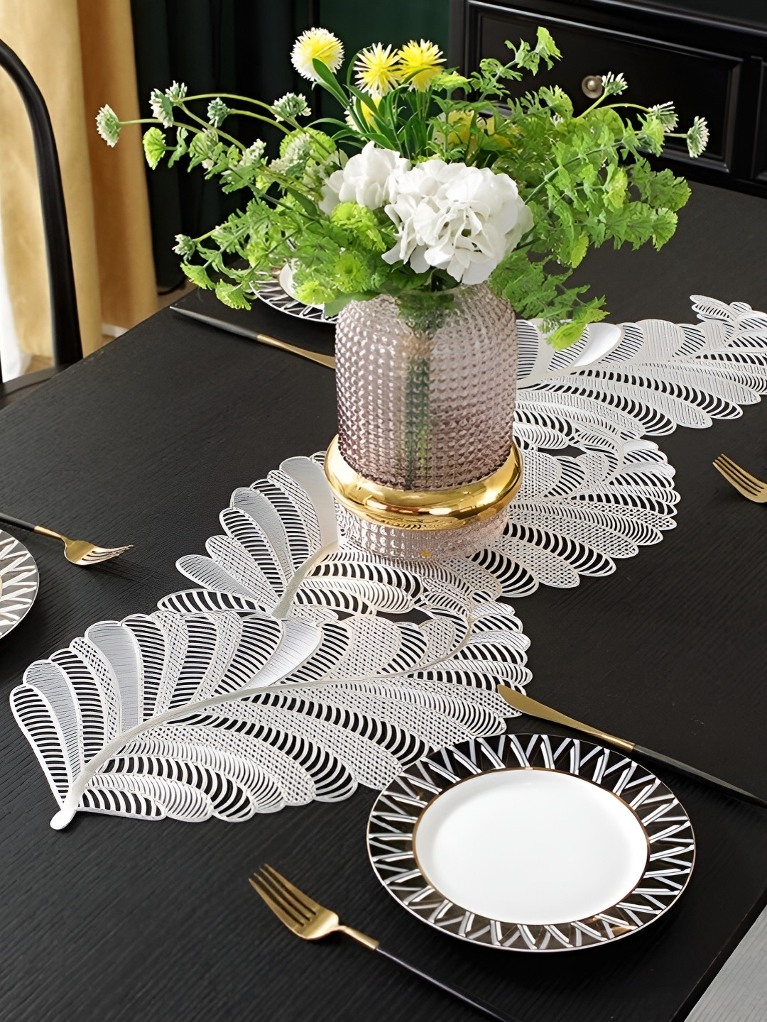 MONKDECOR Silver Toned Cutwork Leaf Shaped Table Runner