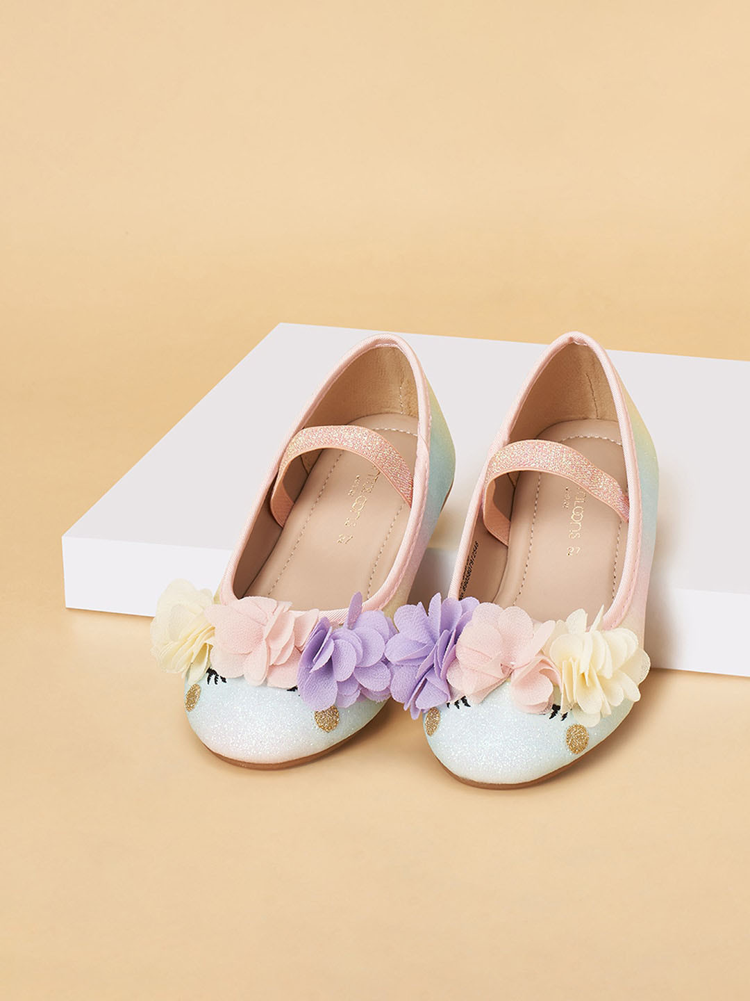 Pantaloons Junior Girls Embellished Mary Janes