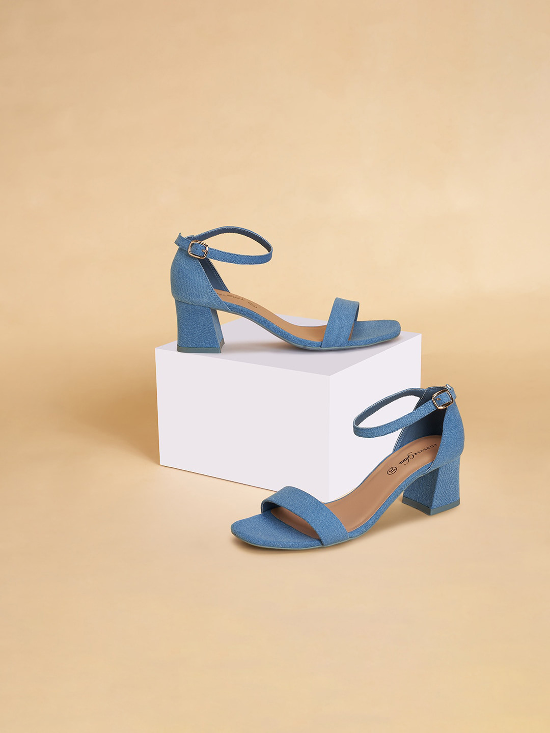 Forever Glam by Pantaloons Canvas Block Heels