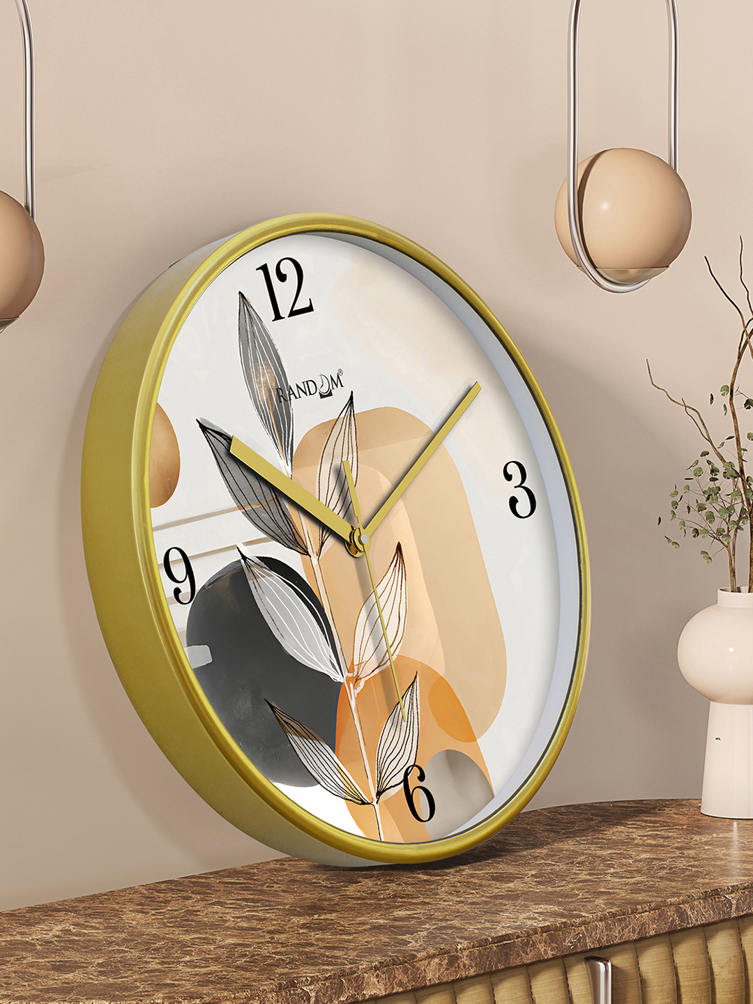 RANDOM Gold Plastic Large Display Round Battery Analogue Wall Clock-30cm