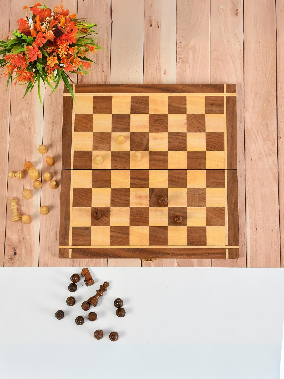 CLIO'S HERITAGE STORE Foldable Wooden Chess Board Thread Art Activity Toys and Games
