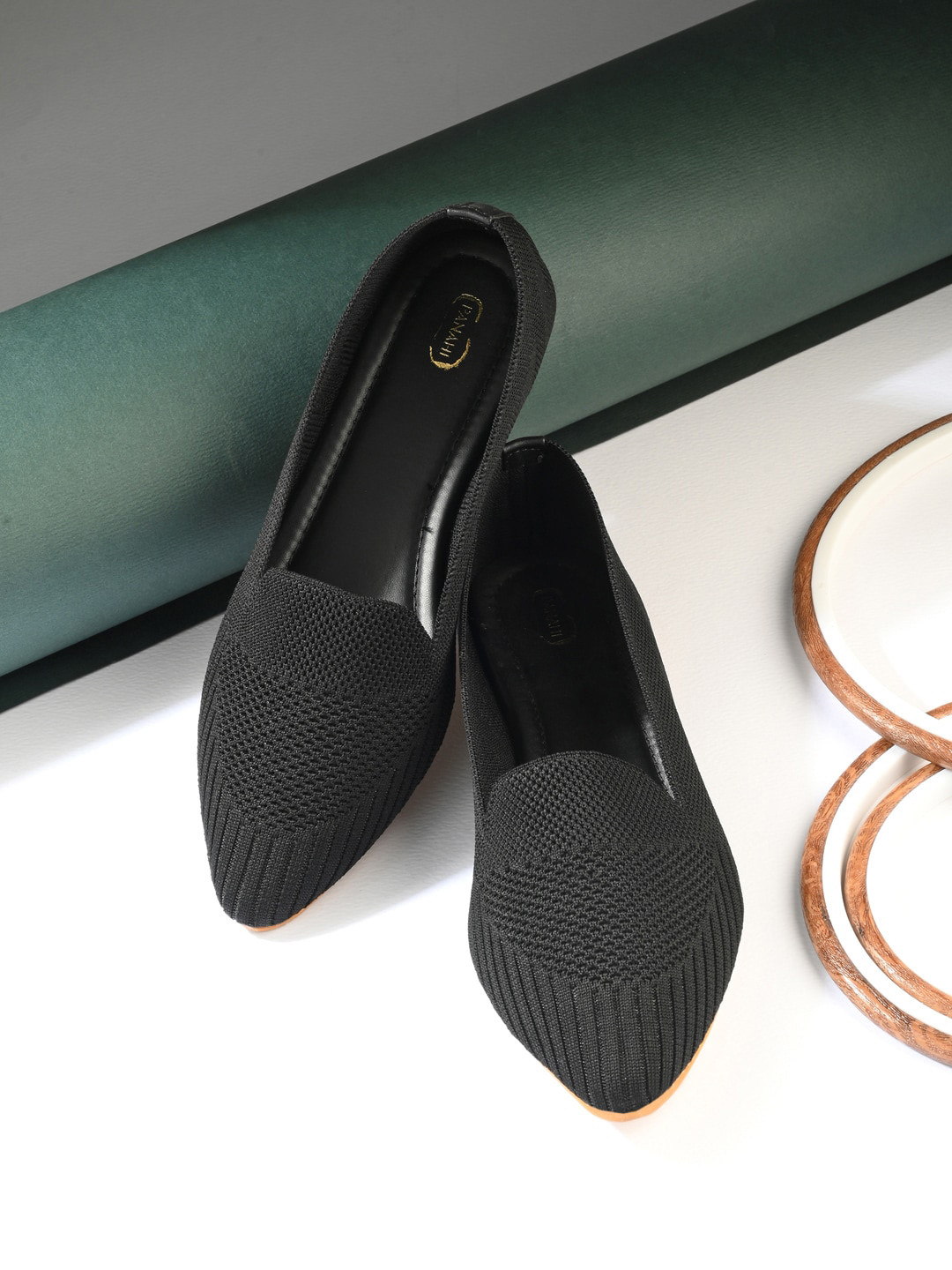 PANAHI Textured Round Toe Ballerinas