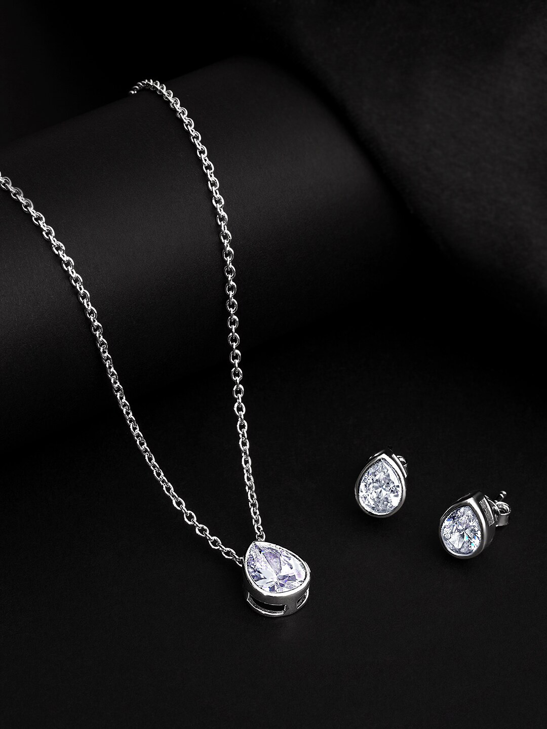 ASMITTA JEWELLERY 925 Sterling Silver Rhodium Plated Cubic Zirconia Studded Pendant Set