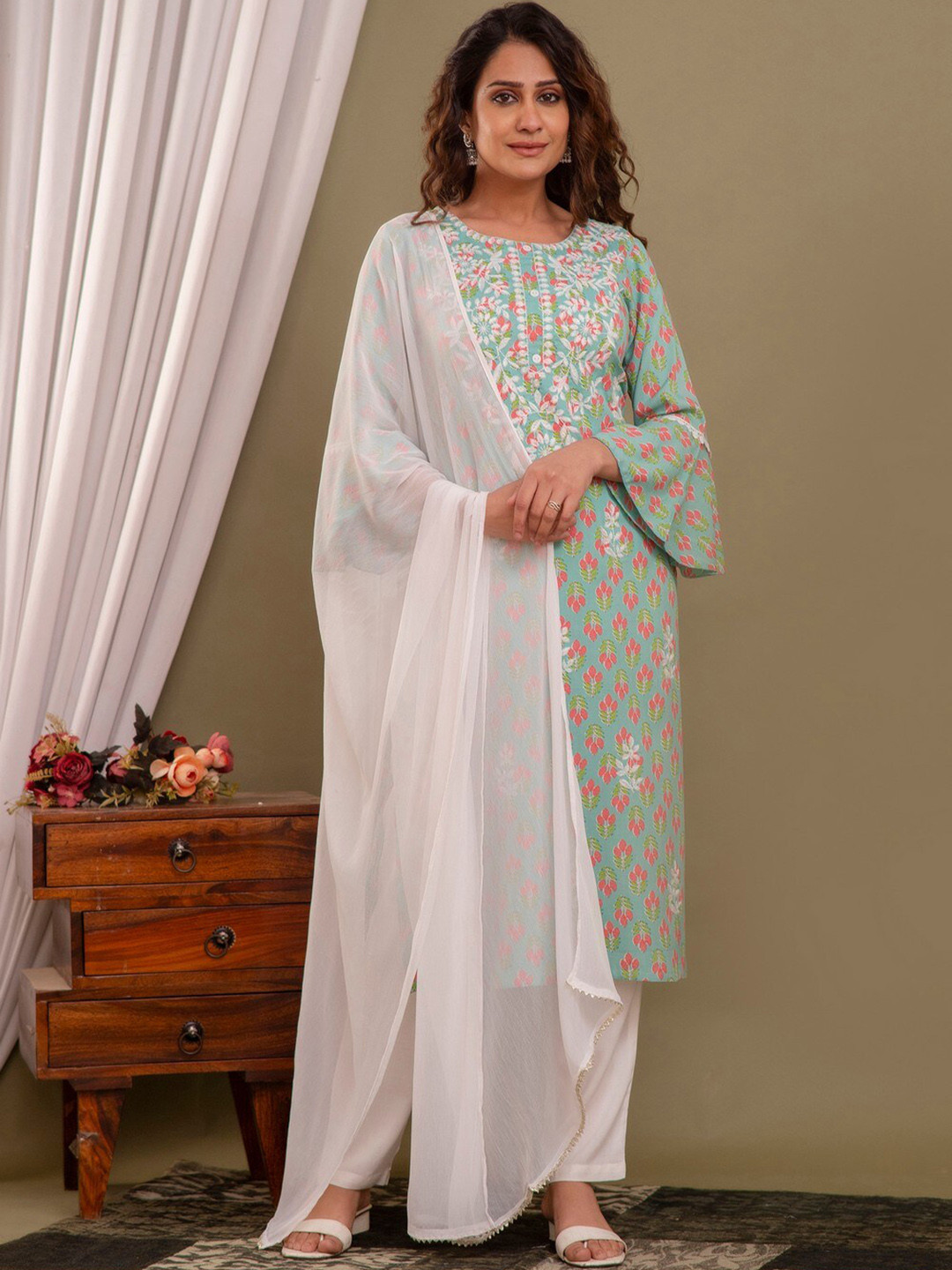 PURVIJA KURTIES Floral Embroidery Bell Sleeves Straight Kurta & Salwar With Dupatta