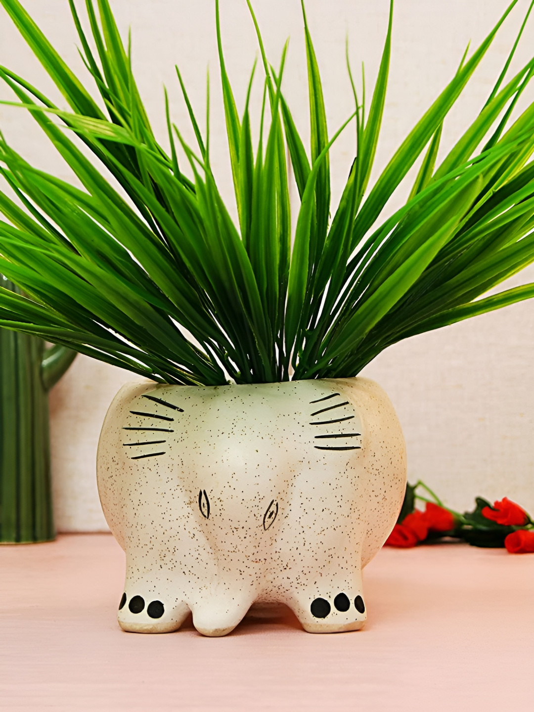 Leafy Tales White Elephant-Shaped Ceramic Planter