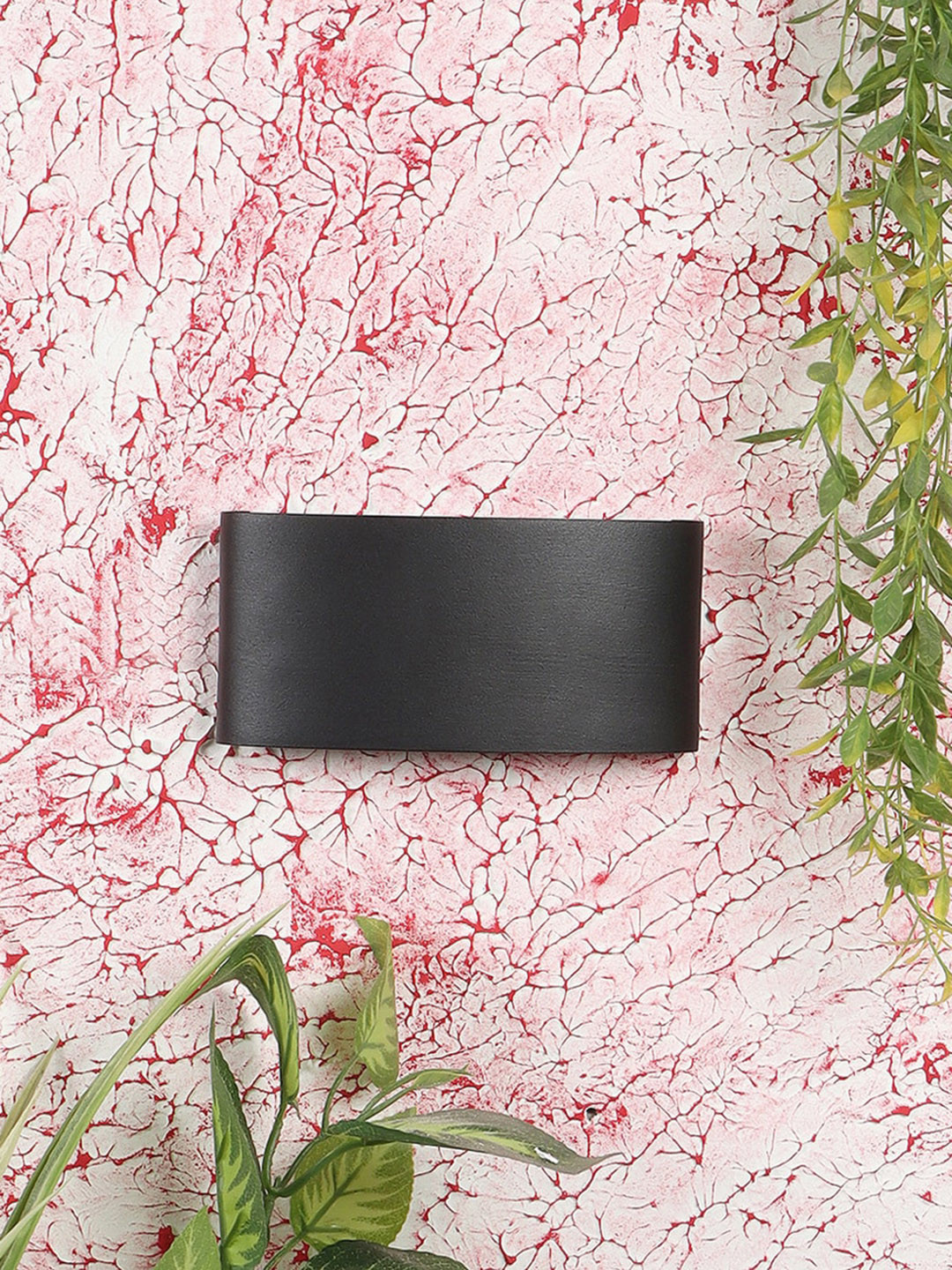 decorativeray Black Aluminium Rectangle Contemporary Wall Lamp