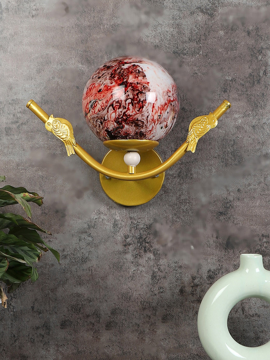 decorativeray Gold Toned & Red Spherical Metal Wall Lamp